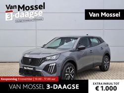Grijs, metallic lak Gebruikt 2024 Peugeot 2008 Active SUV | € 29.440 (Duur)
