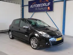 Zwart Gebruikt 2009 Renault Clio II GT Hatchback | € 4.500 (Eerlijke prijs)