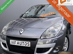 Grijs Gebruikt 2010 Renault Scénic III MPV | € 5.450