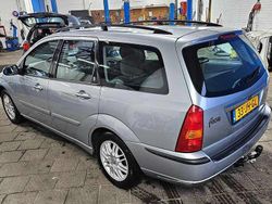Grijs Gebruikt 2002 Ford Focus Ghia Stationwagen | € 950 (Super prijs)