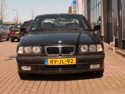 Zwart Gebruikt 1997 BMW 328 Executive Cabriolet | € 13.750