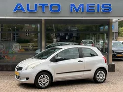 Grijs Gebruikt 2008 Toyota Yaris Hatchback | € 2.295 (Iets duurder)