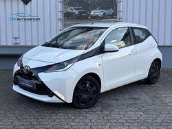 Wit Gebruikt 2014 Toyota Aygo X-play Hatchback | € 5.990 (Goede deal)