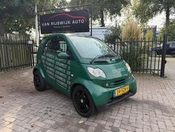 Grijs Gebruikt 2002 Smart ForTwo Coupé Pure Coupé | € 990