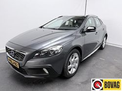 Grijs Gebruikt 2013 Volvo V40 CC Summum Stationwagen | € 13.500 (Duur)