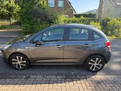 Grijs Gebruikt 2016 Citroën C3 PureTech Hatchback | € 6.750 (Eerlijke prijs)