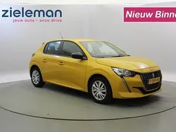 Geel Gebruikt 2023 Peugeot 208 Active Hatchback | € 14.845 (Goede deal)