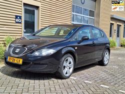 Zwart Gebruikt 2008 Seat Leon Reference Hatchback | € 4.650 (Eerlijke prijs)