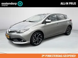 Toyota Auris Hybrid