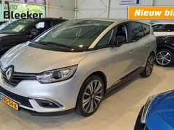 Grijs Gebruikt 2021 Renault Scénic IV Business MPV | € 19.950 (Eerlijke prijs)