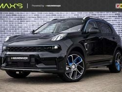 Zwart, metallic lak Gebruikt 2022 Lynk & Co 01 SUV | € 25.399 (Eerlijke prijs)