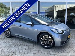 Blauw Gebruikt 2021 VW ID.3 Life Hatchback | € 16.950 (Goede deal)