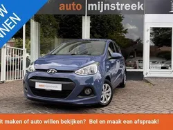 Blauw Gebruikt 2015 Hyundai i10 Comfort Hatchback | € 7.300 (Eerlijke prijs)