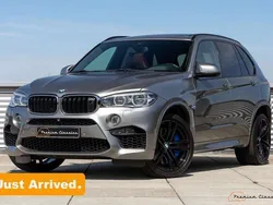 Grijs, metallic lak Gebruikt 2017 BMW X5 M SUV | € 54.950 (Super prijs)