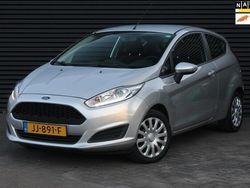 Grijs, metallic lak Gebruikt 2016 Ford Fiesta Style Hatchback | € 3.999 (Goede deal)