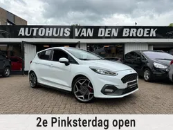 Wit, metallic lak Gebruikt 2019 Ford Fiesta ST Hatchback | € 19.945 (Eerlijke prijs)