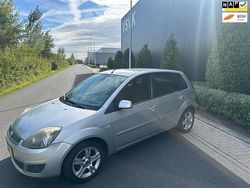 Grijs Gebruikt 2008 Ford Fiesta Futura Hatchback | € 1.199 (Eerlijke prijs)