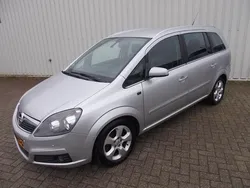 Zilver Gebruikt 2008 Opel Zafira Cosmo MPV | € 4.995 (Iets duurder)