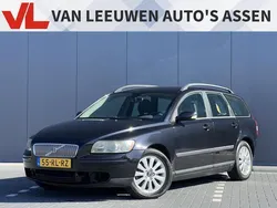Zwart Gebruikt 2005 Volvo V50 Momentum Stationwagen | € 948 (Eerlijke prijs)
