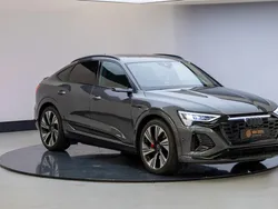 Grijs Gebruikt 2023 Audi Q8 e-tron Competition SUV | € 70.945