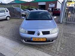 Grijs Gebruikt 2005 Renault Mégane Cabriolet Luxe Cabriolet | € 999 (Super prijs)