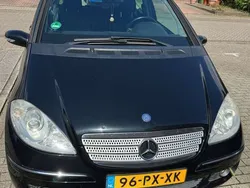 Zwart Gebruikt 2005 Mercedes 170 Avantgarde Stationwagen | € 1.750