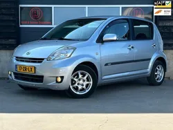 Grijs Gebruikt 2008 Daihatsu Sirion Hatchback | € 6.495 (Iets duurder)