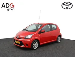 Rood Gebruikt 2012 Toyota Aygo Hatchback | € 6.950 (Goede deal)
