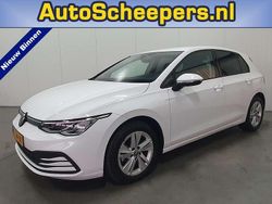 Wit Gebruikt 2021 VW Golf VIII Business Hatchback | € 20.995 (Super prijs)