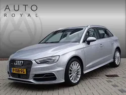Grijs, metallic lak Gebruikt 2016 Audi A3 Sportback e-tron Attraction Sedan | € 14.995 (Eerlijke prijs)