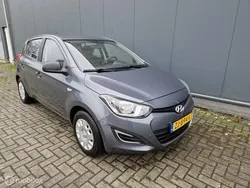 Grijs Gebruikt 2014 Hyundai i20 Hatchback | € 6.750 (Eerlijke prijs)