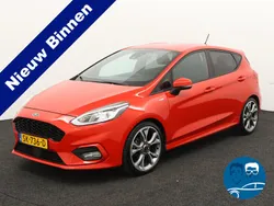 Rood Gebruikt 2018 Ford Fiesta ST-Line Hatchback | € 11.900 (Eerlijke prijs)