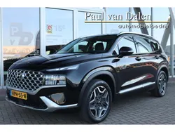 Zwart Gebruikt 2021 Hyundai Santa Fe Comfort SUV | € 35.720 (Eerlijke prijs)