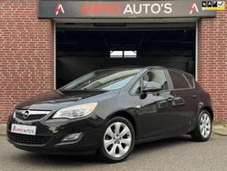 Zwart Gebruikt 2012 Opel Astra Edition Hatchback | € 5.250 (Eerlijke prijs)