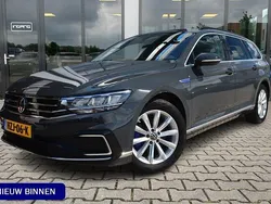 Grijs Gebruikt 2020 VW Passat Business Stationwagen | € 23.450 (Goede deal)