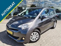 Grijs Gebruikt 2012 Toyota Verso-S MPV | € 12.000 (Eerlijke prijs)