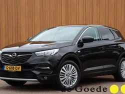 Zwart, metallic lak Gebruikt 2019 Opel Grandland X Innovation SUV | € 17.940 (Eerlijke prijs)