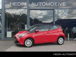 Rood Gebruikt 2021 Toyota Aygo Hatchback | € 11.440 (Eerlijke prijs)