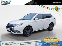 Polar white Gebruikt 2018 Mitsubishi Outlander P-HEV SUV | € 18.545 (Super prijs)