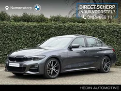 Mineralgrau metallic (grijs metallic) Gebruikt 2022 BMW 320 Comfort Edition Sedan | € 39.890 (Eerlijke prijs)