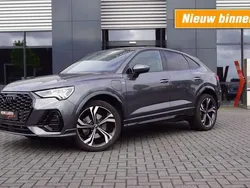 Grijs, metallic lak Gebruikt 2021 Audi Q3 S-Line SUV | € 43.950