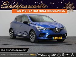 Bleu iron Gebruikt 2023 Renault Clio V Techno Hatchback | € 20.945 (Eerlijke prijs)