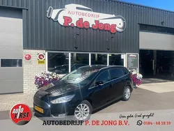 Zwart Gebruikt 2016 Ford Focus Titanium Sedan | € 7.675 (Goede deal)