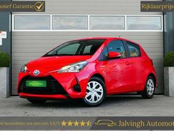 Rood Gebruikt 2019 Toyota Yaris Hybrid Active Hatchback | € 14.940 (Goede deal)