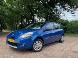 Blauw Gebruikt 2010 Renault Clio II Collection Hatchback | € 5.300 (Duur)