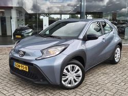Grijs Gebruikt 2024 Toyota Aygo Play Hatchback | € 16.795 (Eerlijke prijs)