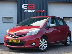 Rood Gebruikt 2013 Toyota Yaris Trend Hatchback | € 5.749 (Eerlijke prijs)