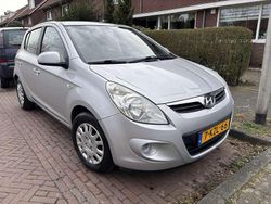 Grijs Gebruikt 2012 Hyundai i20 Edition MPV | € 3.450 (Eerlijke prijs)