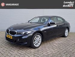 Zwart Gebruikt 2023 BMW 320 Sedan | € 29.995 (Super prijs)