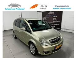Beige, metallic lak Gebruikt 2008 Opel Meriva MPV | € 2.495 (Eerlijke prijs)